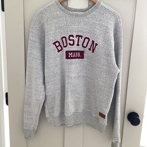 Boston Massachusetts grey crewneck pullover sweatshirt size Large cozy leisure